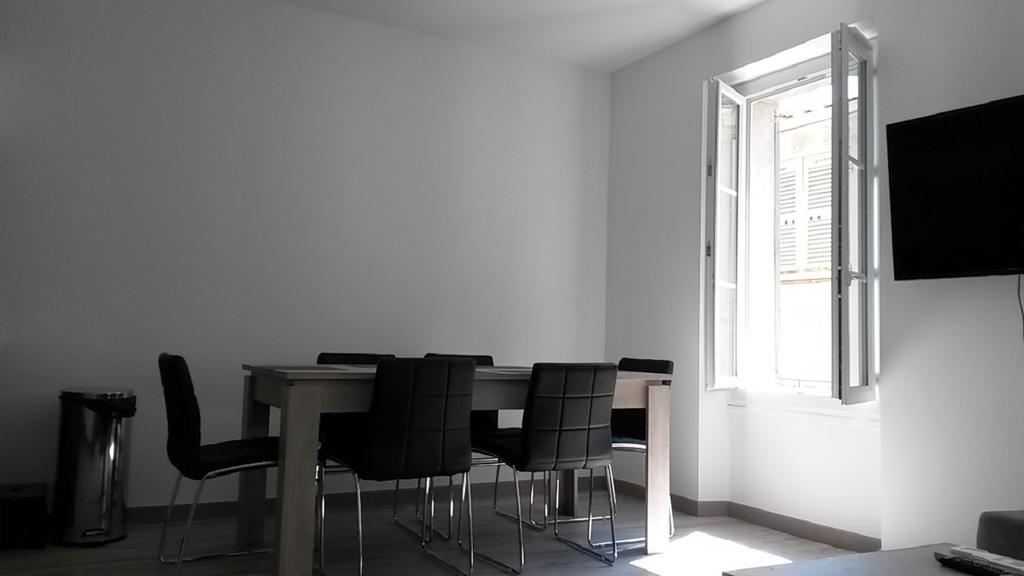 アンティーブSafranier Townhouseアパートメント 部屋 写真